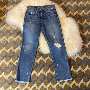 JOE’s JEANS distressed straight leg jeans. Size 27